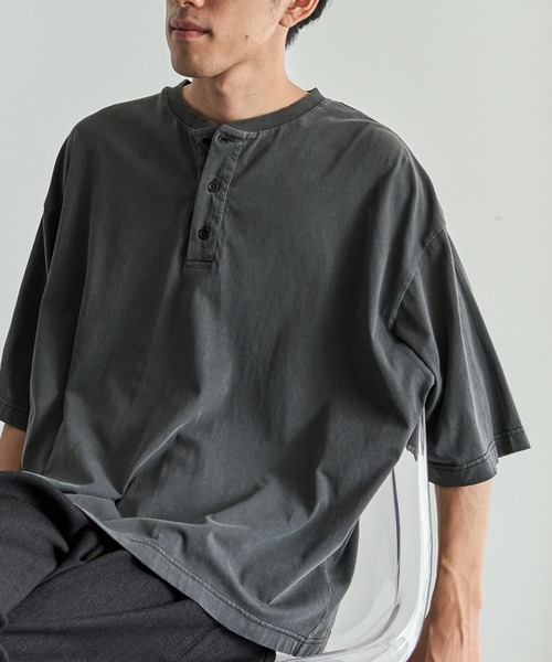 CRAFT STANDARD BOUTIQUE(クラフトスタンダードブティック)の「ヴィンテージ加工 ヘンリーTEE(Tシャツ/カットソー・メンズ・グレー/ブルー/アイボリー/ブラック・M/L/XL)」の1枚目の写真