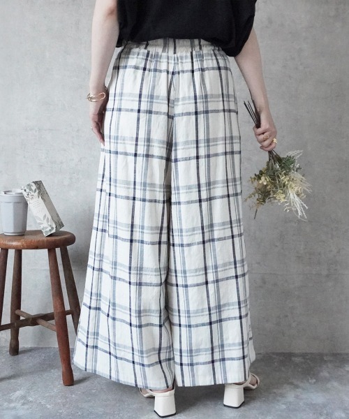 SELECT LEVERY(セレクトリベリー)の「ウエストゴム チェック柄フレアワイドパンツ(その他パンツ・レディース・ブラック系その他/ホワイト系その他・X-LARGE/SMALL/MEDIUM/LARGE)」の11枚目の写真