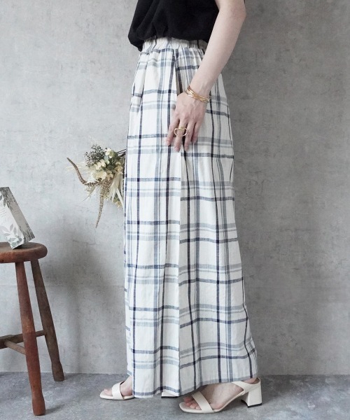 SELECT LEVERY(セレクトリベリー)の「ウエストゴム チェック柄フレアワイドパンツ(その他パンツ・レディース・ブラック系その他/ホワイト系その他・X-LARGE/SMALL/MEDIUM/LARGE)」の9枚目の写真