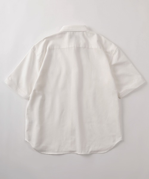 BEVERLY HILLS POLO CLUB(ビバリーヒルズポロクラブ)の「【71】【BEVERLY HILLS POLO CLUB/ビバリーヒルズポロクラブ】ブランドロゴ ワンポイント刺繍&BIGポケットデザイン シアー 半袖シャツ/ビッグシルエット(シャツ/ブラウス・メンズ・ブラック/ライトブルー/ネイビー/ホワイト・M/L/XL)」の5枚目の写真