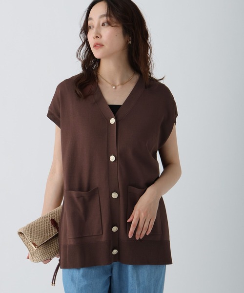 Elura（エルーラ）の「ハリ感ボタンベスト/572670（ベスト・レディース・グリーン系その他4/ブラック/グレイッシュベージュ/ブラウン/オレンジ・FREE）」の22枚目の写真