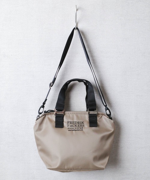 FREDRIK PACKERS(フレドリックパッカーズ)の「【FREDRIK PACKERS】FAM TOTE BAG ファム トートバッグ(トートバッグ・レディース・ブラック/シルバー/カーキ・FREE)」の11枚目の写真