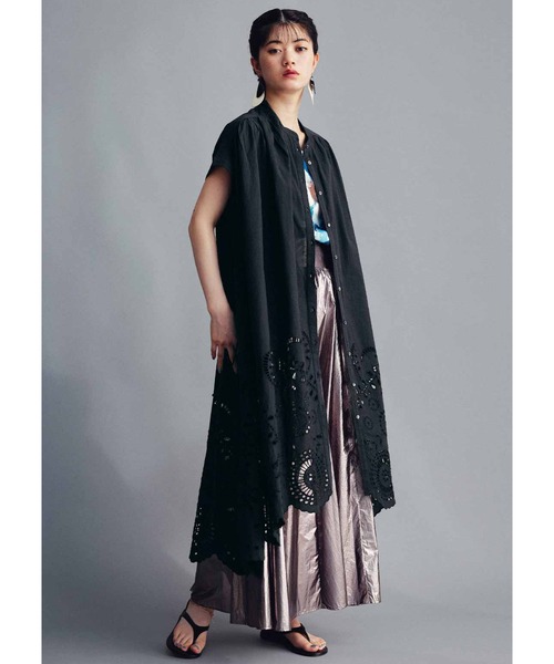 MEDE19F（メデジュウキュウ）の「ＭＥＤＥ１９Ｆ　【ＭＡＤＥ　ＩＮ　ＩＮＤＩＡ　ＣＯＬＬＥＣＴＩＯＮ】シフリー刺しゅうワンピース（ワンピース・レディース・オフホワイト/スミクロ・2/1/3）」の12枚目の写真