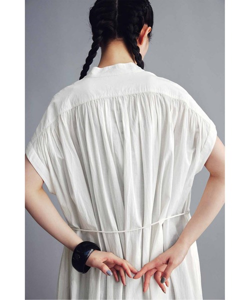 MEDE19F（メデジュウキュウ）の「ＭＥＤＥ１９Ｆ　【ＭＡＤＥ　ＩＮ　ＩＮＤＩＡ　ＣＯＬＬＥＣＴＩＯＮ】シフリー刺しゅうワンピース（ワンピース・レディース・オフホワイト/スミクロ・2/1/3）」の19枚目の写真