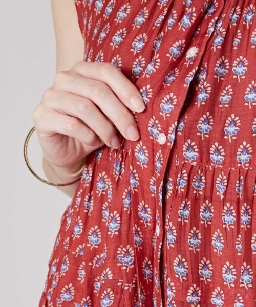 チャイハネ(チャイハネ)の「【チャイハネ】アシミーナノースリーブトップス(その他トップス・レディース・ホワイト/レッド/ブラウン/ネイビー・FREE)」の12枚目の写真