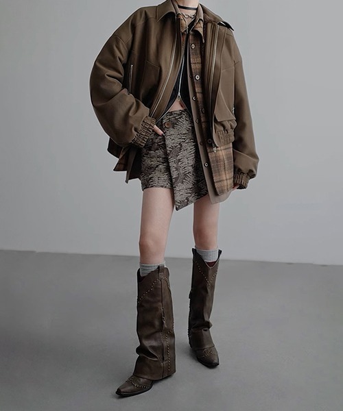 chuclla（チュクラ）の「【CHENTAITAI】ボリュームショートブルゾン CTW25a004（ブルゾン・レディース・ブラウン/ブラック・L/M）」の13枚目の写真