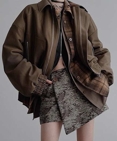 chuclla（チュクラ）の「【CHENTAITAI】ボリュームショートブルゾン CTW25a004（ブルゾン・レディース・ブラウン/ブラック・L/M）」の15枚目の写真