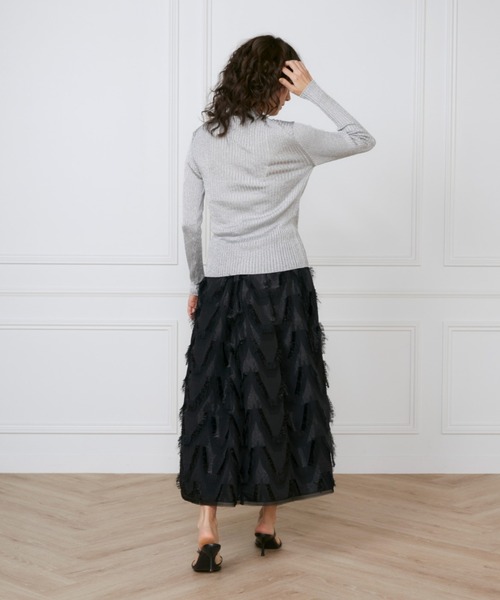 INED(イネド)の「メタリックヤーンカーディガン《la veille by SUPERIOR CLOSET》(カーディガン/ボレロ・レディース・ゴールド/シルバー・9号)」の12枚目の写真