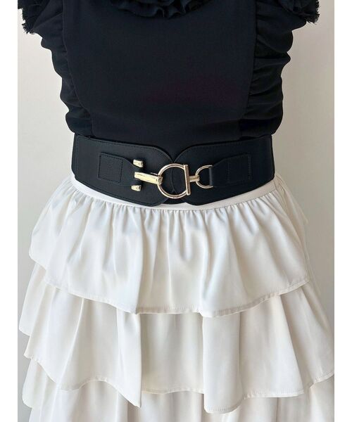 RESEXXY（リゼクシー）の「ワイドゴムベルト（ベルト・レディース・アイボリー/ブラック/ブラウン・FREE）」の4枚目の写真