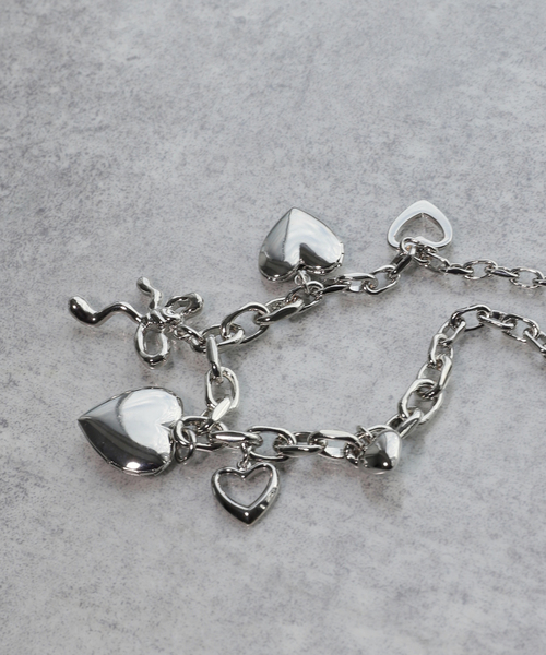 Soierie（ソワリー）の「【Soierie/ソワリー】Innocent heart necklace（ネックレス・レディース・シルバー・FREE）」の4枚目の写真