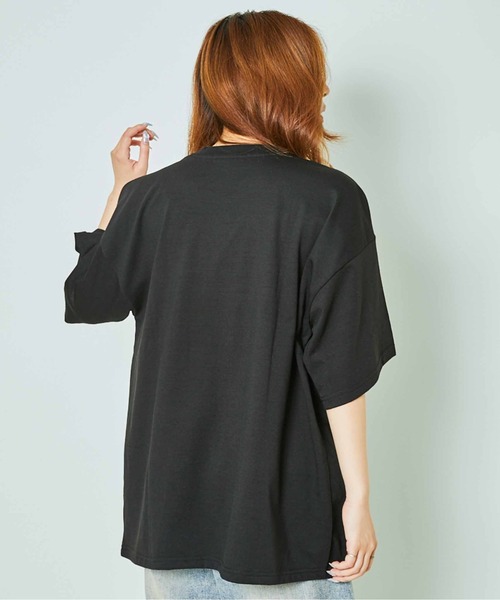 GORGE(ゴージ)の「《ラインストーンロゴ×ビッグT》映え確トップス(Tシャツ/カットソー・レディース・ブラック系その他/ホワイト系その他/ホワイト系その他2/ブラック系その他2・F)」の11枚目の写真