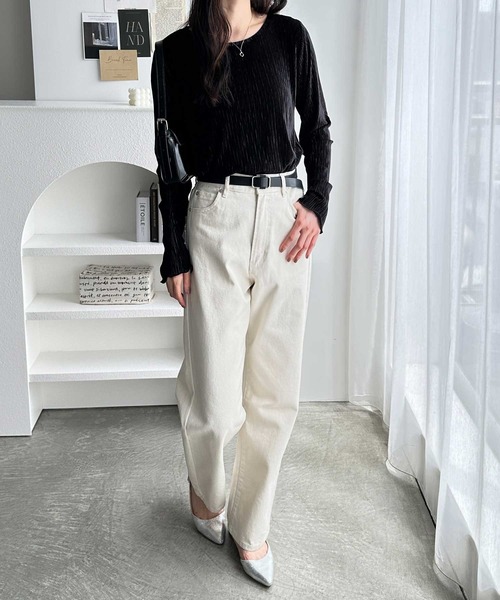 GeeRA(ジーラ)の「ベロアプリーツカットソー(Tシャツ/カットソー・レディース・チャコールグレー/アイボリー/ブラック・MEDIUM/LARGE/X-LARGE)」の16枚目の写真