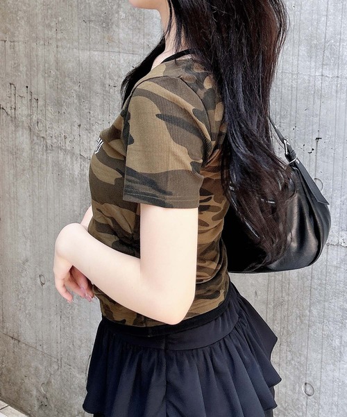 INGNI（イング）の「ムラ染めサイドギャザーロゴレイヤードトップス（Tシャツ/カットソー・レディース・ホワイト系7/ブラック×ホワイト/その他12/ブラウン系3・M）」の21枚目の写真