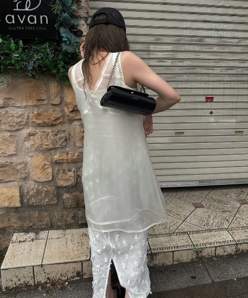 WILLFULLY（ウィルフリー）の「sheer layered no sleeve OP