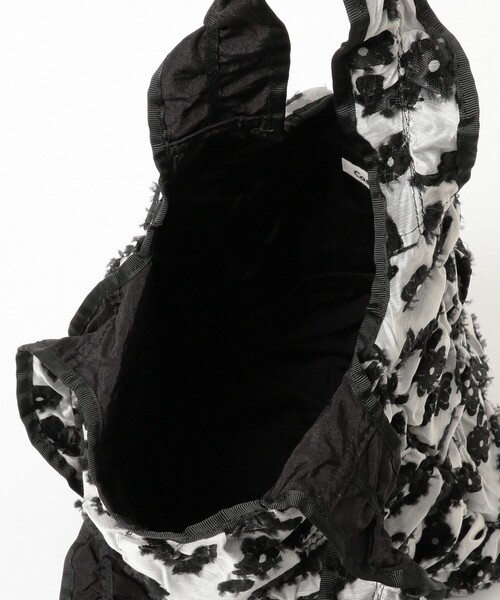 Casselini（キャセリーニ）の「【別注】Casselini / スクエア ギャザー トート（トートバッグ・レディース・ブラック/レッド・ONE SIZE）」の8枚目の写真