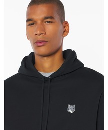 【❣️定価35200円❣️】メゾンキツネ 黒パーカー Lサイズ Maison Kitsune（メゾンキツネ）の「CHILLAX FOX PATCH ZIPPED