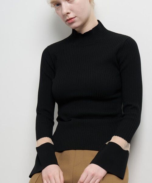 LANVIN en Bleu（ランバンオンブルー）の「シアーポイントカフスリブニット（ニット/セーター・レディース・オフホワイト/ブラック/レッド・38）」の3枚目の写真