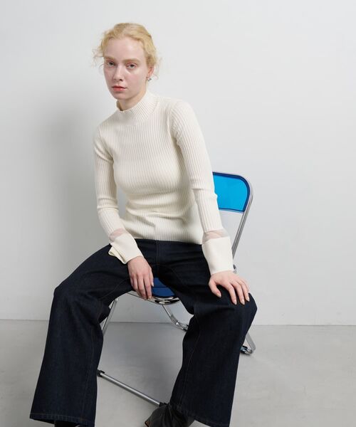 LANVIN en Bleu（ランバンオンブルー）の「シアーポイントカフスリブニット（ニット/セーター・レディース・オフホワイト/ブラック/レッド・38）」の20枚目の写真