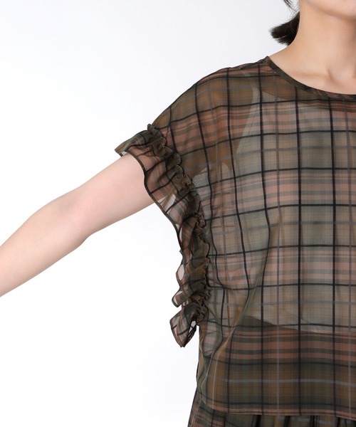 Jines(ジネス)の「シアーチェック前後2wayフリルブラウス【セットアップ可】(シャツ/ブラウス・レディース・カーキ・38)」の11枚目の写真