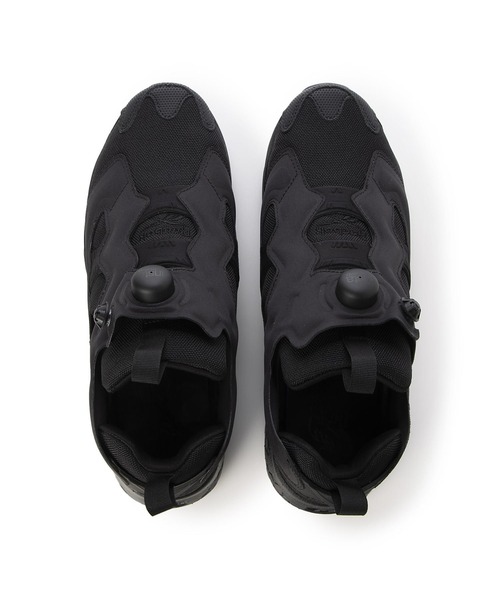 Reebok(リーボック)の「INSTAPUMP FURY 94 100211659(スリッポン・メンズ・ブラック・28.5cm/28.0cm/27.5cm/27.0cm/26.5cm/26.0cm/25.5cm/25.0cm/24.5cm/24.0cm/23.5cm/30.0cm/29.0cm/23.0cm)」の4枚目の写真