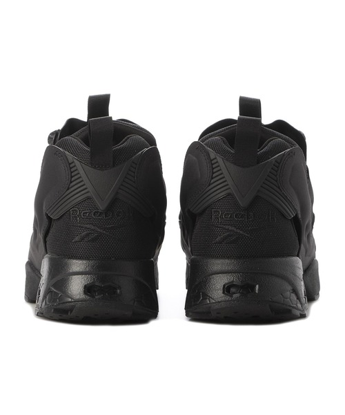 Reebok(リーボック)の「INSTAPUMP FURY 94 100211659(スリッポン・メンズ・ブラック・28.5cm/28.0cm/27.5cm/27.0cm/26.5cm/26.0cm/25.5cm/25.0cm/24.5cm/24.0cm/23.5cm/30.0cm/29.0cm/23.0cm)」の5枚目の写真