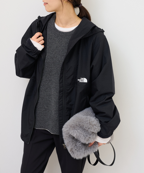 THE NORTH FACE（ザノースフェイス）の「【THE NORTH FACE】コンパクトジャケット（マウンテンパーカー・レディース・ブラック/ベージュ・SMALL）」の8枚目の写真