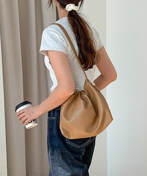ショルダーバッグ 韓国風 ギャザーバッグ