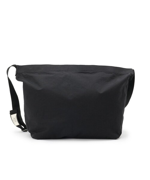Dessin(デッサン)の「【ユニセックス・A4収納可】ビッグショルダーBAG(ショルダーバッグ・レディース・ブラック/ダークグレー/ベージュ・00)」の18枚目の写真
