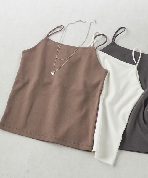 SHIPS(シップス)の「オーガニック コットン 前後 2WAY スムース キャミ(キャミソール・レディース・オフホワイト/ダークグレー/ブラウン系その他・ONE SIZE)」の3枚目の写真