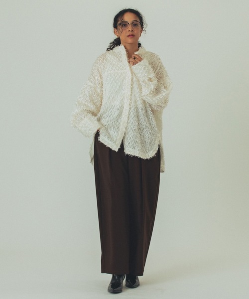 ROSE BUD(ローズバッド)の「(GENE HEAVENS)FRINGE BIG SHIRTS(シャツ/ブラウス・レディース・ベージュ/ホワイト/ブラック・ONE SIZE)」の6枚目の写真