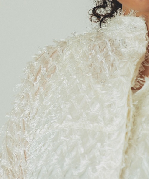ROSE BUD(ローズバッド)の「(GENE HEAVENS)FRINGE BIG SHIRTS(シャツ/ブラウス・レディース・ベージュ/ホワイト/ブラック・ONE SIZE)」の8枚目の写真
