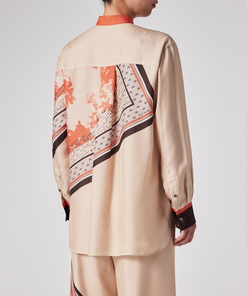 Paul Smith（ポールスミス）の「ウィメンズ "Travel Scarf" スタンドカラー シャツ / 255024 382BP（シャツ/ブラウス・レディース・ネイビー/オレンジ・40/38）」の14枚目の写真