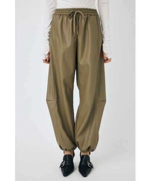 MOUSSY(マウジー)の「F/LEATHER JOGGER パンツ(その他パンツ・レディース・ブラック/カーキ・2/1)」の1枚目の写真