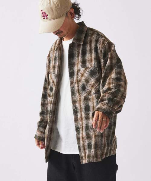 JOURNAL STANDARD relume(ジャーナルスタンダード レリューム)の「リング オンブレーチェックシャツ(シャツ/ブラウス・メンズ・ブルー系その他/ベージュ系その他/チャコールグレー・LARGE/MEDIUM)」の5枚目の写真