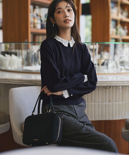 23区 L(ニジュウサンクオオキイサイズ)の「【洗える】エンブロイダリー フラワーレースコンビ ニット(ニット/セーター・レディース・グレー系/ネイビー系/ブラック系・44/46/48)」の19枚目の写真