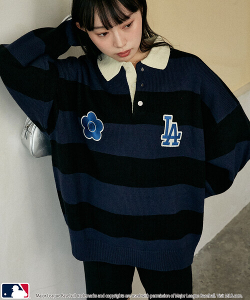 MLB（メジャーリーグベースボール）の「MLB × MARY QUANT × PUBLUX/エムエルビー × マリークワント MLB×MARY QUANT KNIT RUGBY SHIRT/ニットラグビーシャツ(限定展開)（ニット/セーター・メンズ・ブラウン/ベージュ/ネイビー・SMALL/LARGE/MEDIUM）」の7枚目の写真