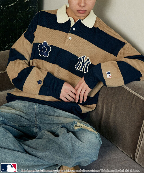 MLB（メジャーリーグベースボール）の「MLB × MARY QUANT × PUBLUX/エムエルビー × マリークワント MLB×MARY QUANT KNIT RUGBY SHIRT/ニットラグビーシャツ(限定展開)（ニット/セーター・メンズ・ブラウン/ベージュ/ネイビー・SMALL/LARGE/MEDIUM）」の4枚目の写真