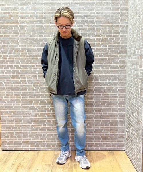 Grand PARK（グランドパーク）の「THERMOLITE（サーモライト）スタンドカラー中綿ベスト（ダウンベスト・メンズ・ブラック/カーキ/ブラウン・LARGE/MEDIUM）」の20枚目の写真