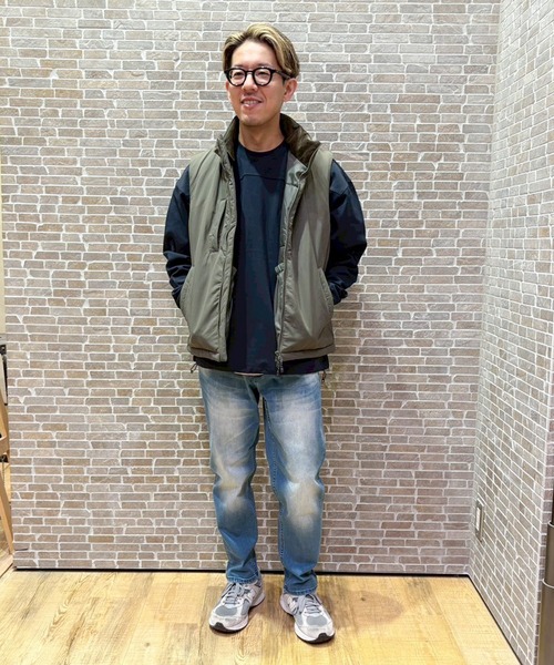 Grand PARK（グランドパーク）の「THERMOLITE（サーモライト）スタンドカラー中綿ベスト（ダウンベスト・メンズ・ブラック/カーキ/ブラウン・LARGE/MEDIUM）」の21枚目の写真