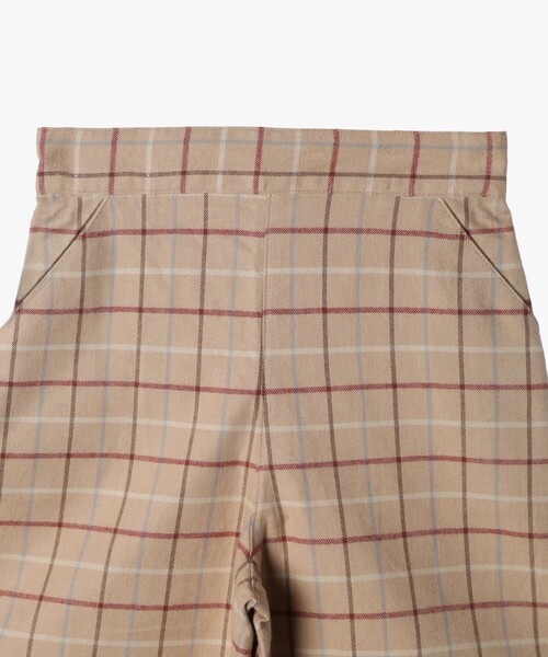agnes b.(アニエスベー)の「キッズ チェック コットン ショート キュロット(その他パンツ・キッズ・ベージュ・10YEAR/6YEAR/4YEAR/8YEAR/12YEAR)」の5枚目の写真