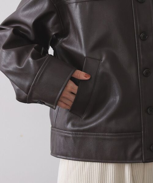 OPAQUE.CLIP(オペークドットクリップ)の「シンセティックレザー調ブルゾン【洗える】(ブルゾン・レディース・ブラウン系その他・38/40/42)」の12枚目の写真