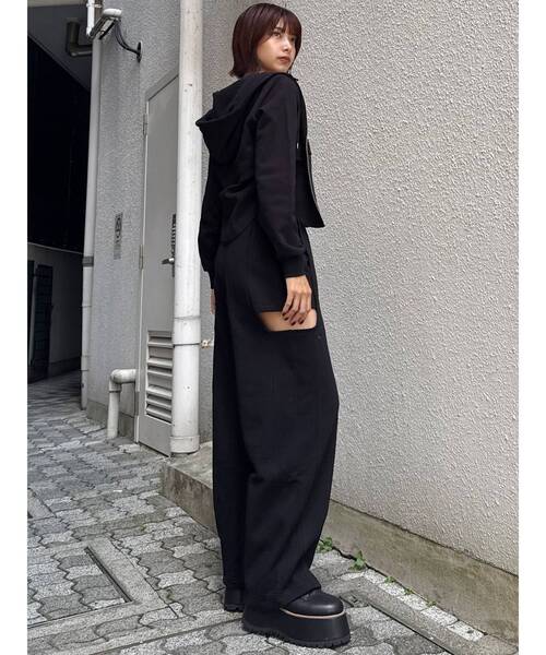 MURUA（ムルーア）の「サイドカットストレートスウェットパンツ（スウェットパンツ・レディース・ブラック/グレー・FREE）」の7枚目の写真