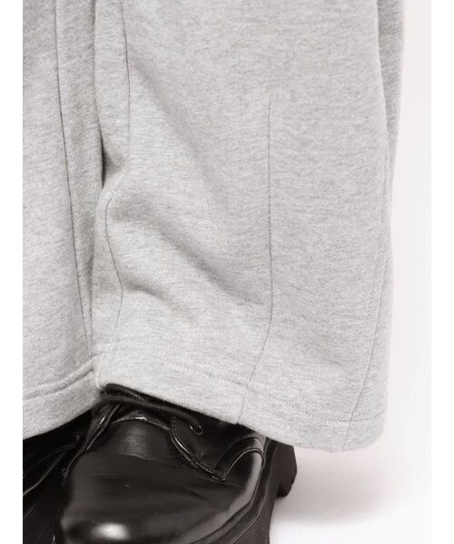 MURUA（ムルーア）の「サイドカットストレートスウェットパンツ（スウェットパンツ・レディース・ブラック/グレー・FREE）」の19枚目の写真