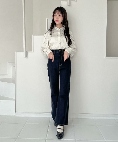 F i.n.t（フィント）の「ハイウエストフレアーデニムパンツ/fint フィント（デニムパンツ・レディース・インディゴブルー/ブラック・2/1）」の9枚目の写真