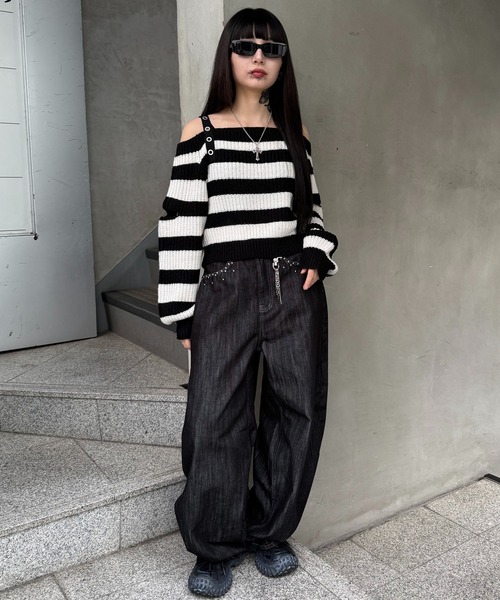 Figments（フィグメンツ）の「ストラップベルトオフショルボーダーニット（ニット/セーター・レディース・グレー/ホワイト・FREE）」の8枚目の写真