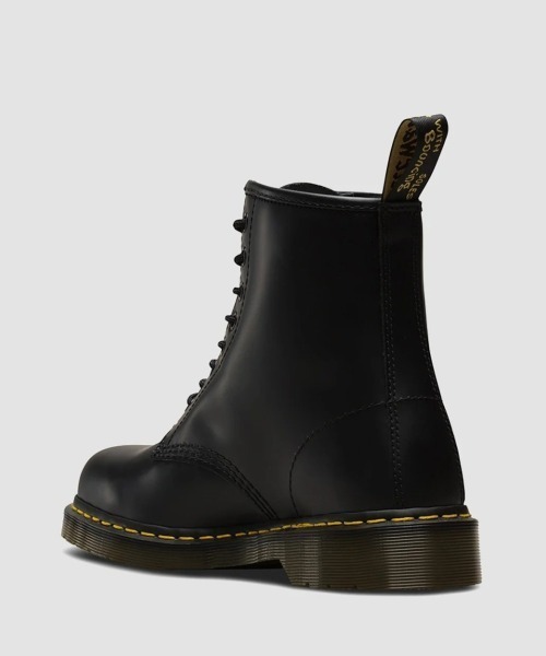 Dr. Martens(ドクターマーチン)の「Dr. MARTENS 1460 8 HOLE BOOT(ドクターマーチン 1460 8 ホールブーツ)(ブーツ・メンズ・ブラック/チェリーレッド・26cm/25cm/24cm/23cm/29cm/28cm/27cm)」の7枚目の写真