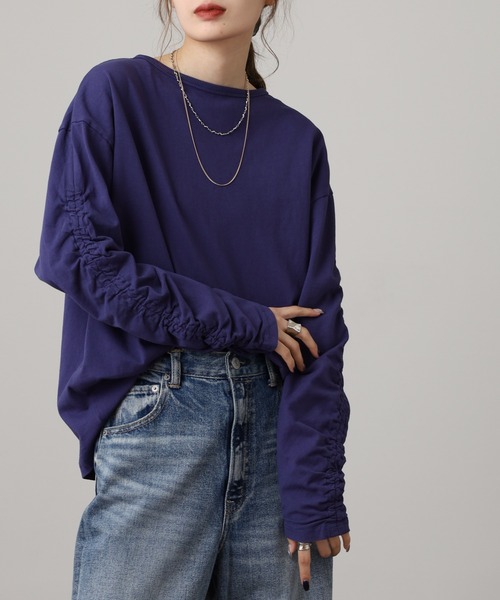 Arinomama(アリノママ)の「Arinomama シャーリングスリーブロンT ピグメント加工(Tシャツ/カットソー・レディース・ブラック/カーキ/ネイビー/オフホワイト・FREE)」の4枚目の写真