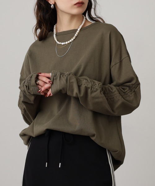 Arinomama(アリノママ)の「Arinomama シャーリングスリーブロンT ピグメント加工(Tシャツ/カットソー・レディース・ブラック/カーキ/ネイビー/オフホワイト・FREE)」の14枚目の写真