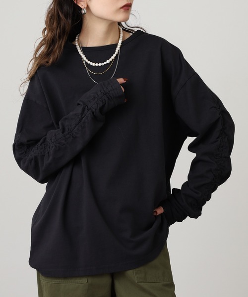 Arinomama(アリノママ)の「Arinomama シャーリングスリーブロンT ピグメント加工(Tシャツ/カットソー・レディース・ブラック/カーキ/ネイビー/オフホワイト・FREE)」の10枚目の写真