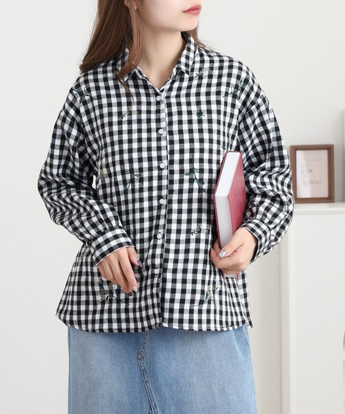 Quelle Chance(ケルシャンス)の「花刺繍ちび衿シャツ(シャツ/ブラウス・レディース・ブラック系その他/チャコールグレー/オフホワイト・L/M)」の21枚目の写真